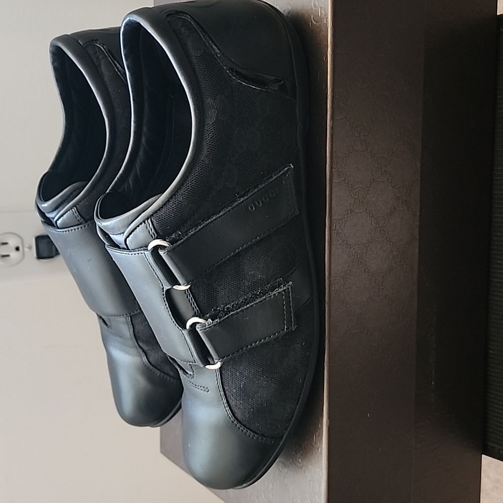 GUCCI! - Picture 2 of 6